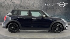 MINI Hatchback 1.5 Cooper Exclusive Premium 5dr Auto Petrol Hatchback